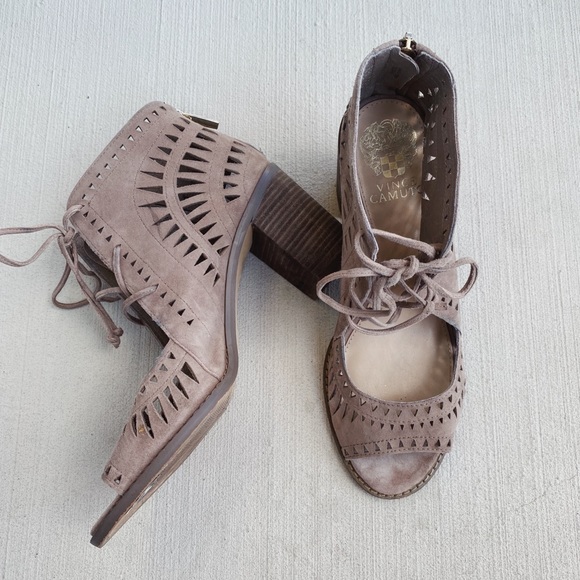 Vince Camuto Shoes - Vince Camuto Laser Cut Wedge Sandal